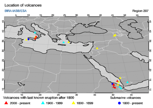 REGION - Volcanoes close to the alert of 2011/06/16